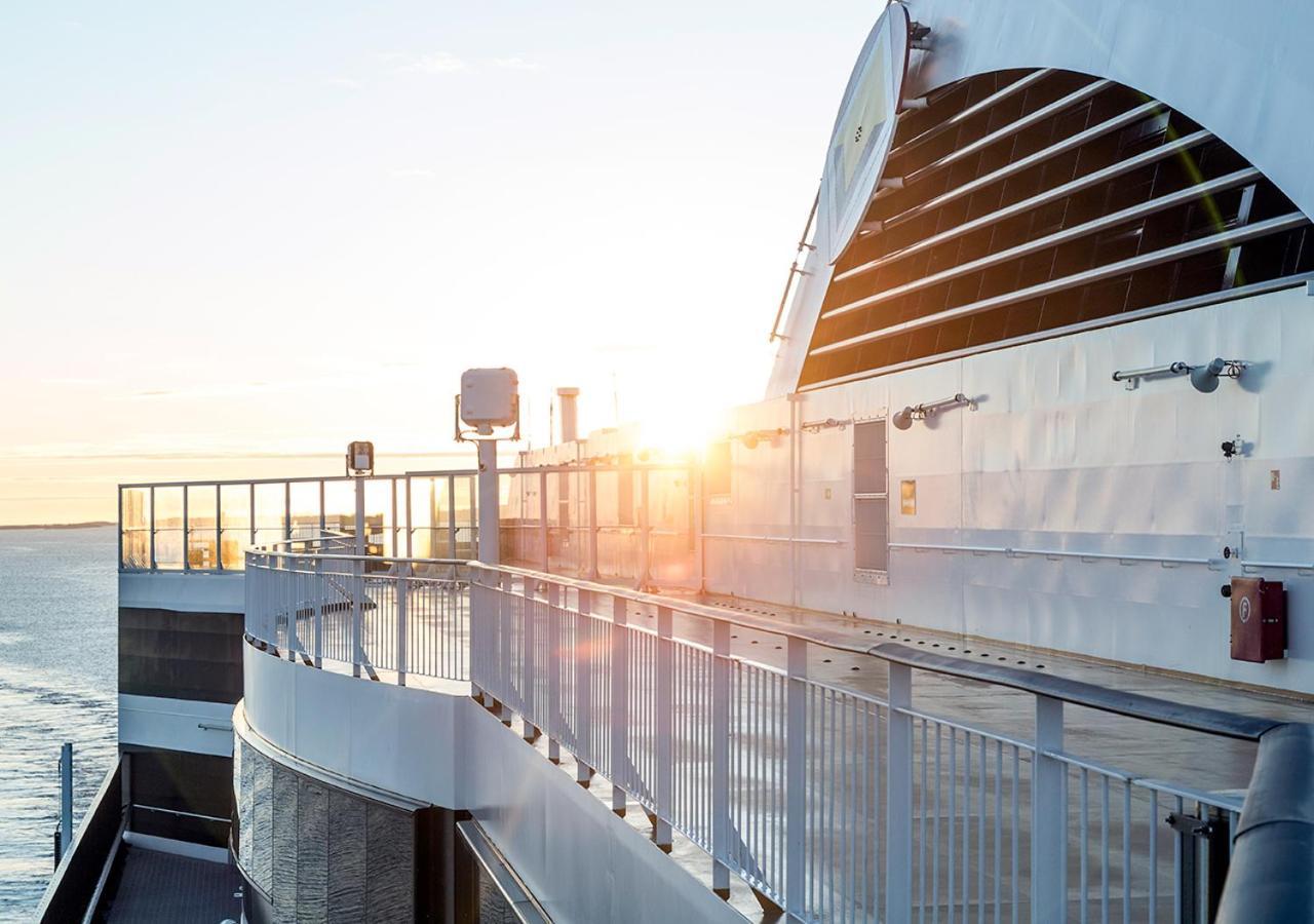 Viking Line Ferry Viking Grace - Mini-Cruise From Turku Exterior foto