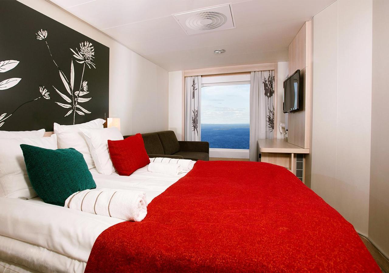 Viking Line Ferry Viking Grace - Mini-Cruise From Turku Quarto foto
